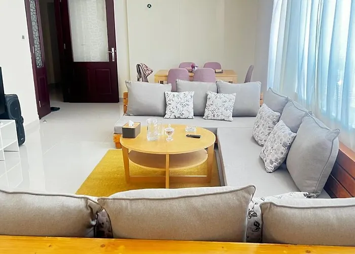 Rest House Hostel