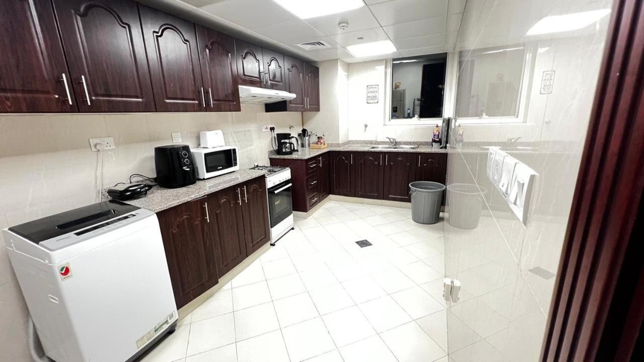 Apartment Rest House Hostel Abu Dhabi