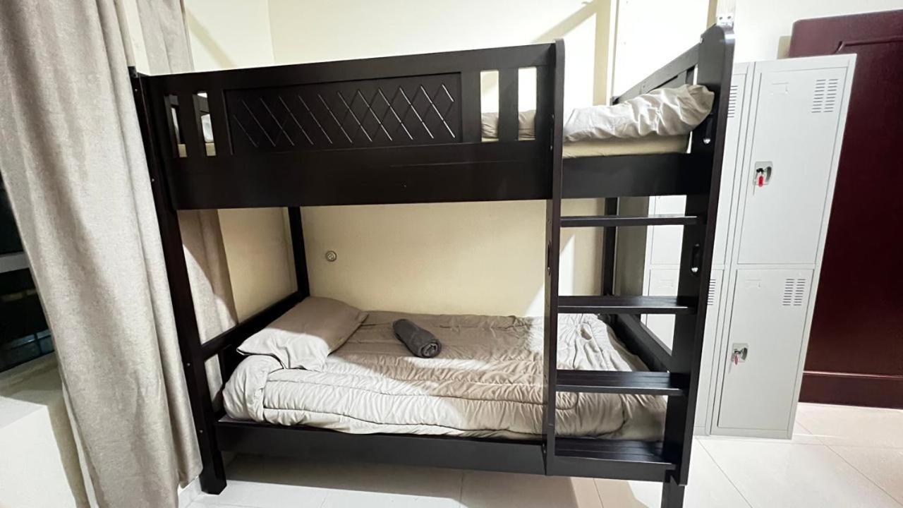 Rest House Hostel Apartment